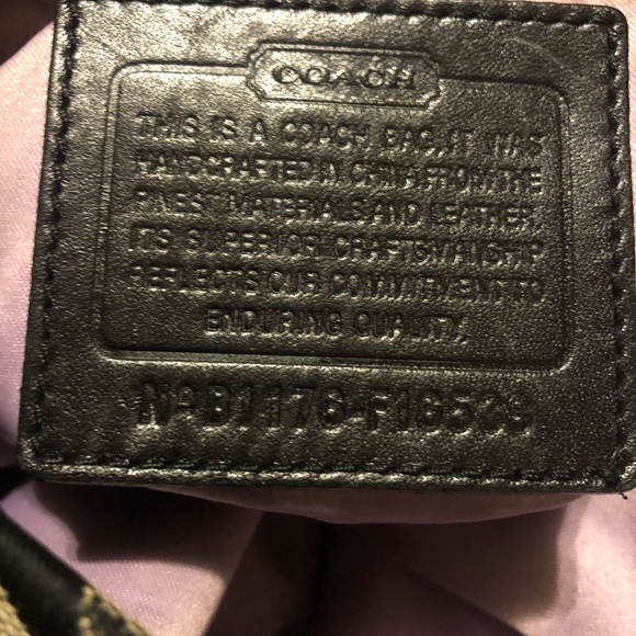 Coach shoulder hobo purse - Picture 2 of 8